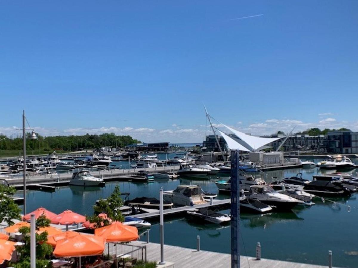Stunning Stayz At Friday Harbour Beach Marina Resort Lake Simcoe Innisfil المظهر الخارجي الصورة
