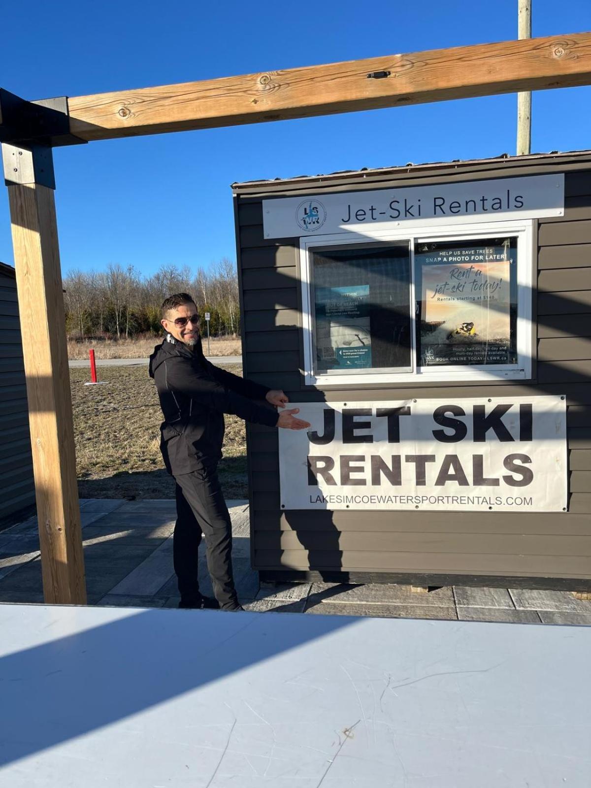 Stunning Stayz At Friday Harbour Beach Marina Resort Lake Simcoe Innisfil المظهر الخارجي الصورة