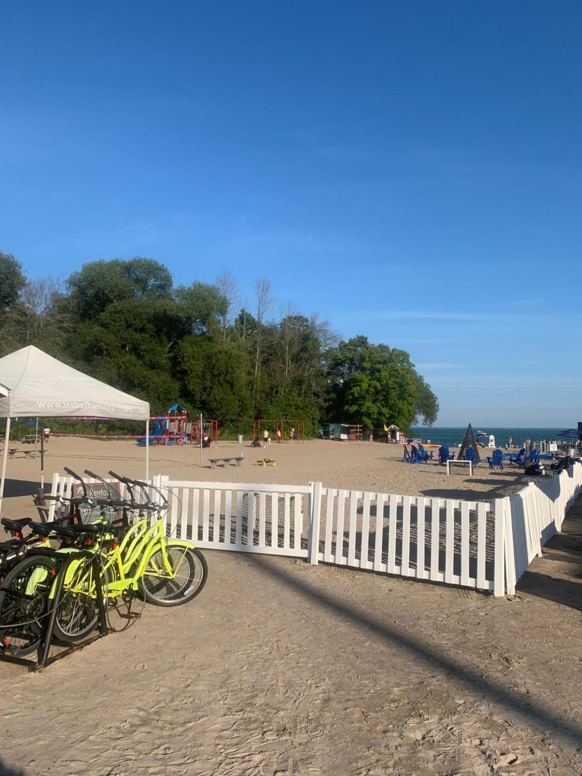 Stunning Stayz At Friday Harbour Beach Marina Resort Lake Simcoe Innisfil المظهر الخارجي الصورة