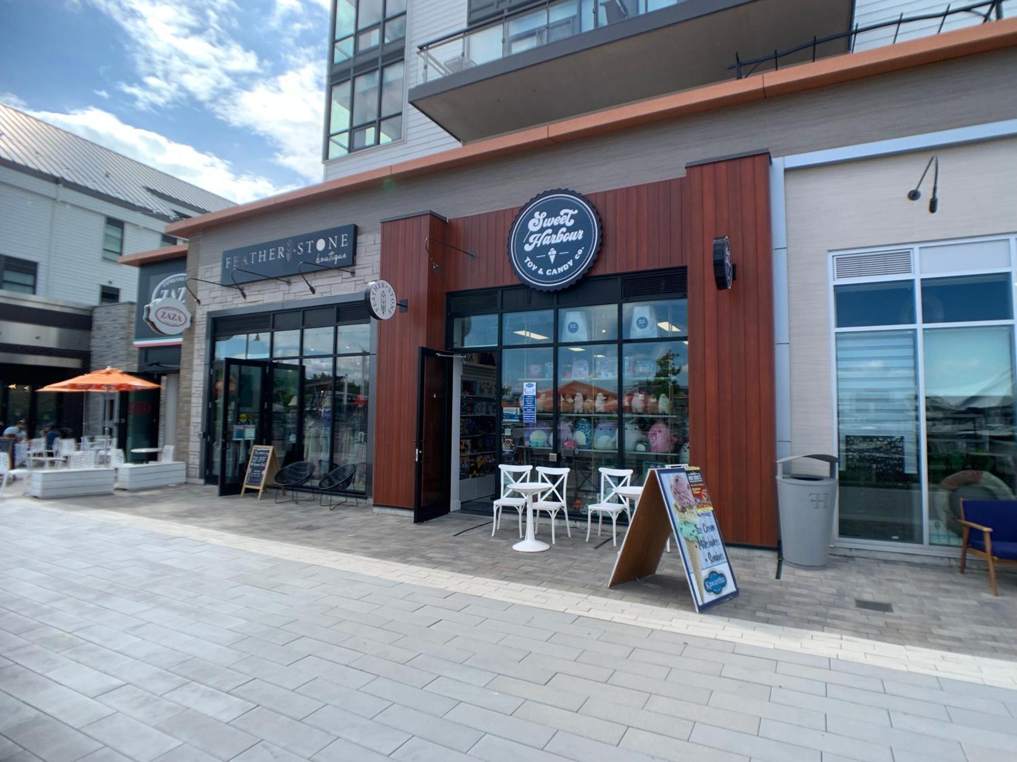 Stunning Stayz At Friday Harbour Beach Marina Resort Lake Simcoe Innisfil المظهر الخارجي الصورة